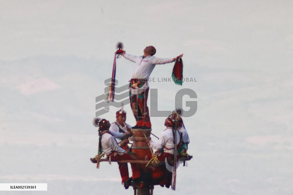 Dance Of The Voladores Of Cuetzalan - Mexico