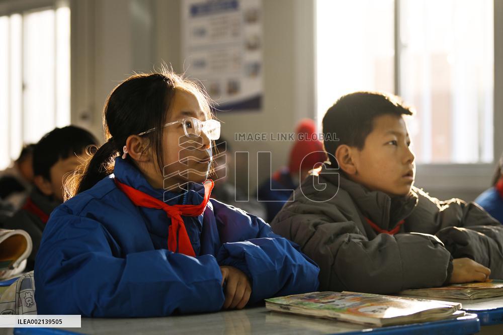 CHINA-QINGHAI-EARTHQUAKE-OFFLINE CLASSES-RESUMPTION(CN)