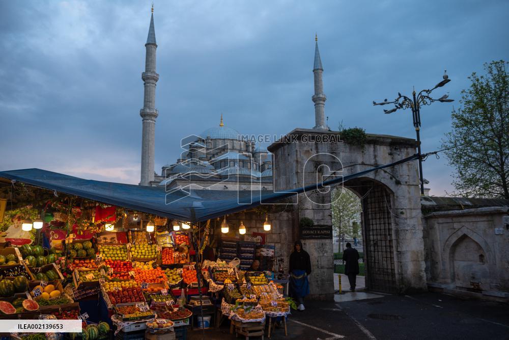 Daily Life - Istanbul
