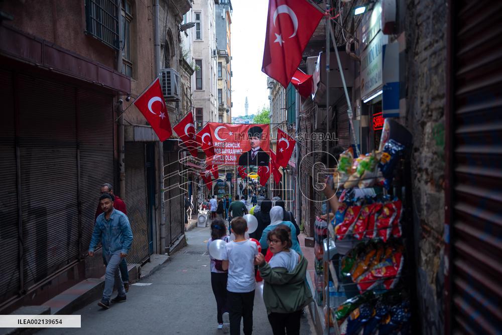Daily Life - Istanbul