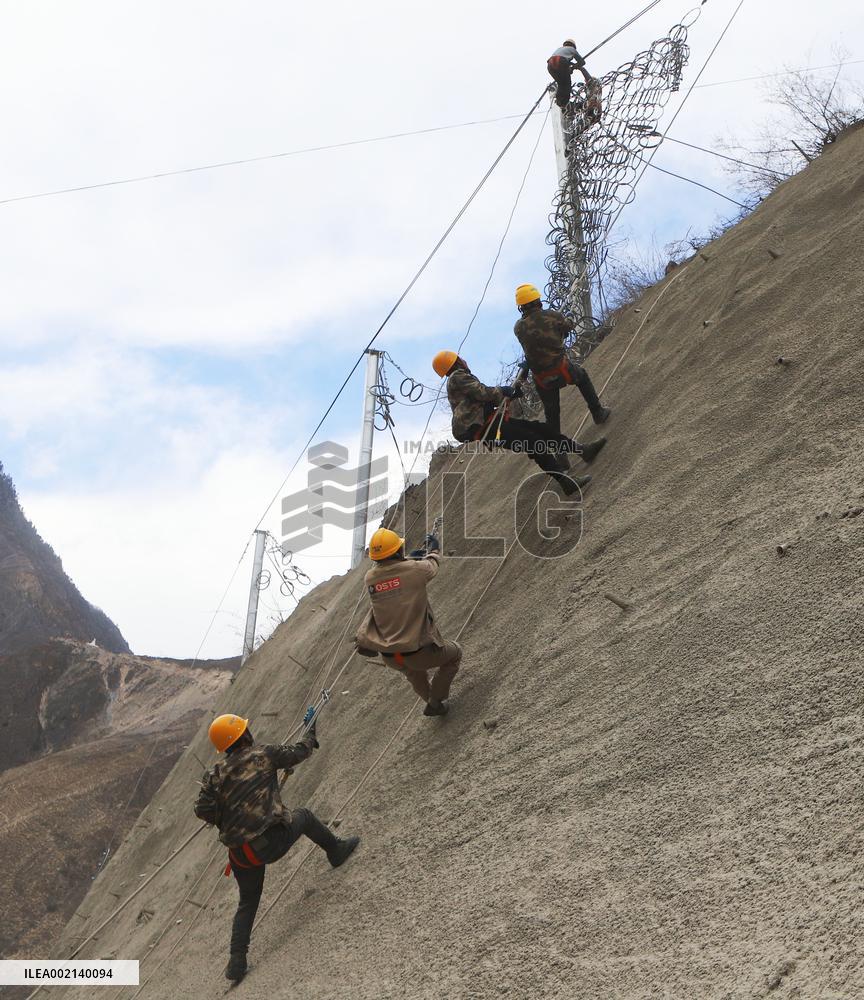 CHINA-NEW YEAR-WORKERS (CN)