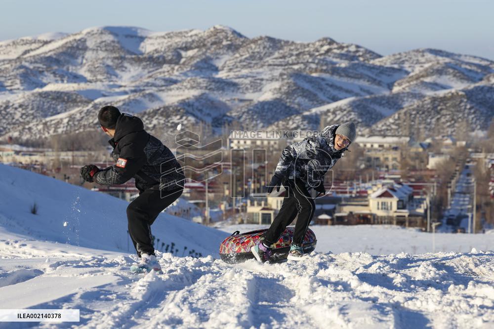 CHINA-XINJIANG-URUMQI-WINTER TOURISM (CN)