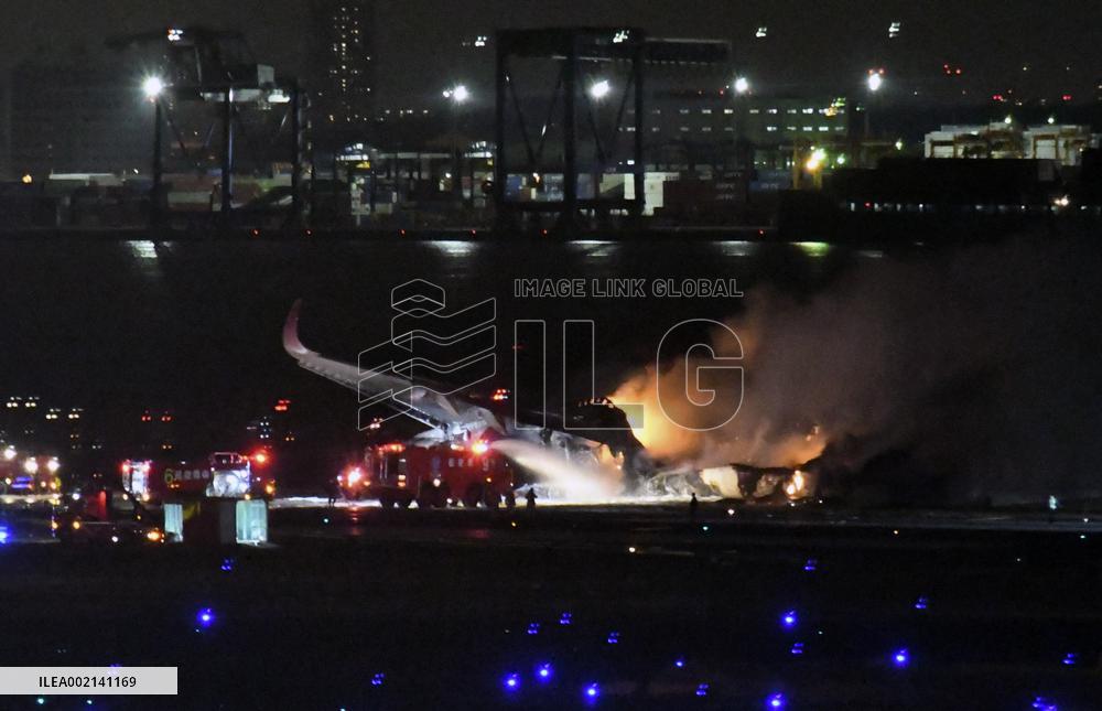 XINHUA PHOTOS OF THE DAY