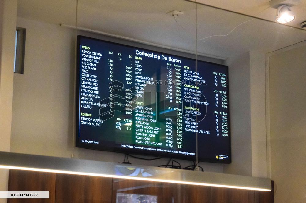 Dutch Enjoy Legal Pot Trial - Amsterdam