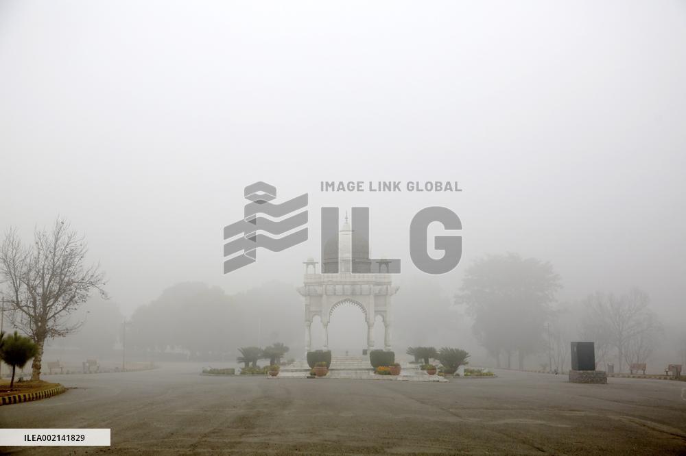 PAKISTAN-ISLAMABAD-FOG