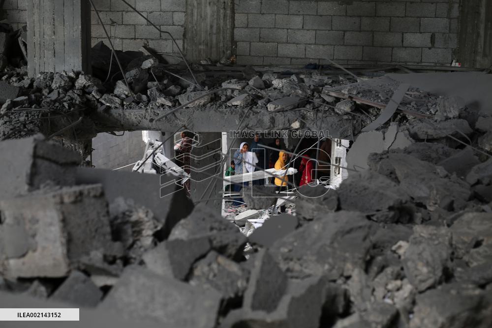 MIDEAST-GAZA-RAFAH-ISRAEL-AIRSTRIKE