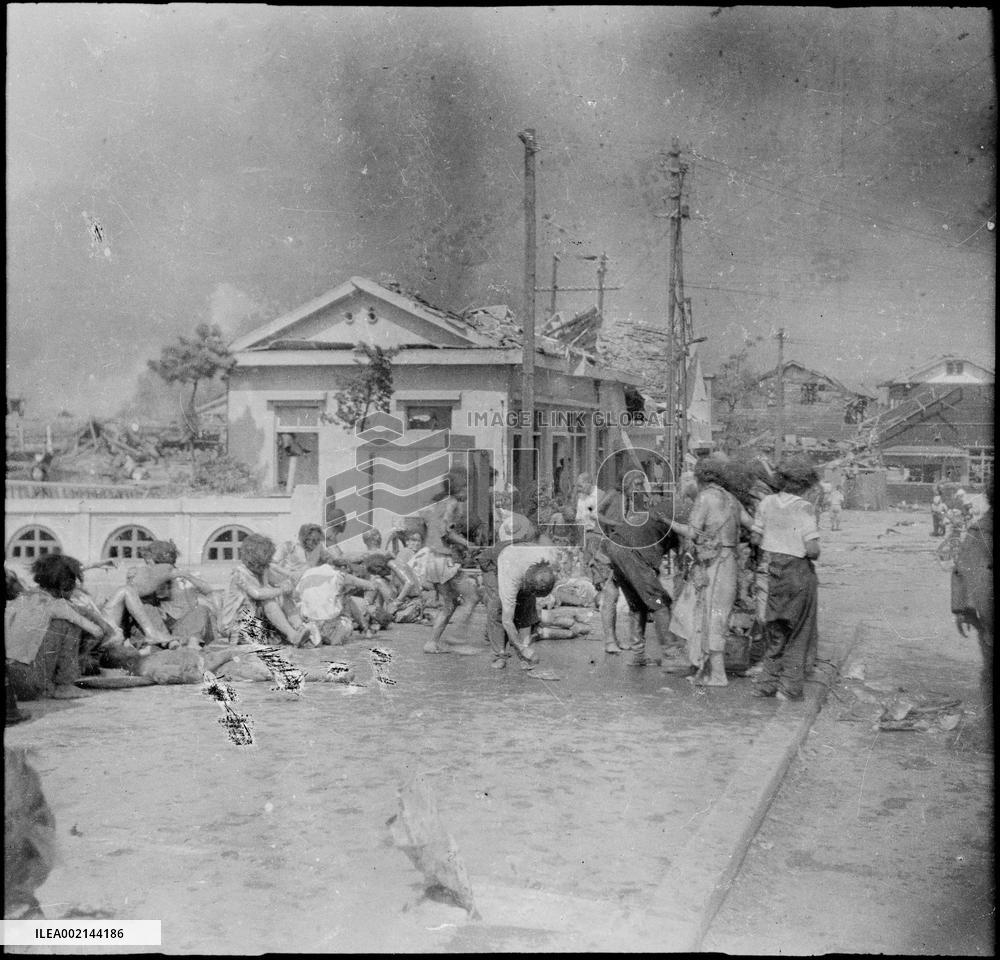Devastation at the west end of Miyuki Bridge (Panoramic view)