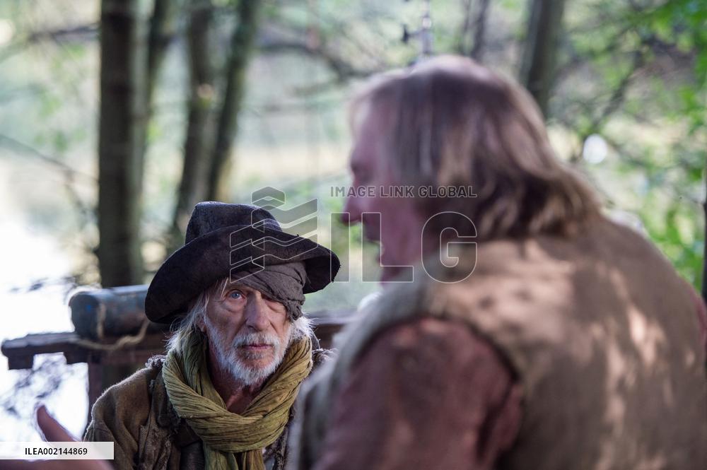 File - Gerard Depardieu And Pierre Richard