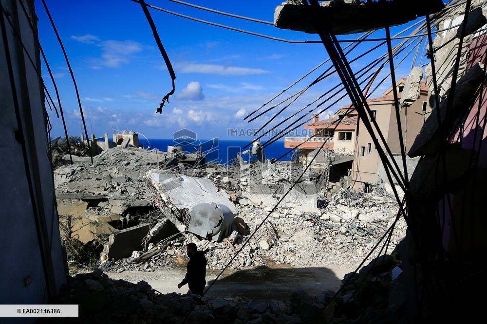 LEBANON-NAQOURA-ISRAEL-BORDER-DAMAGE