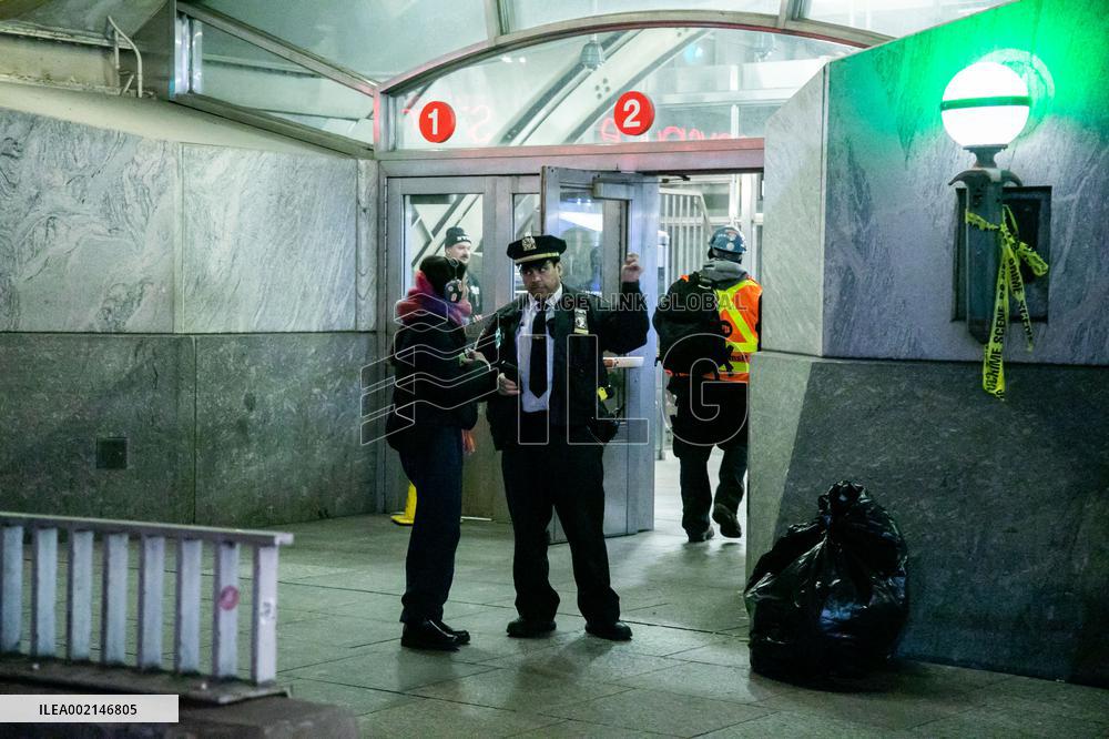 U.S.-NEW YORK-SUBWAY-DERAILMENT