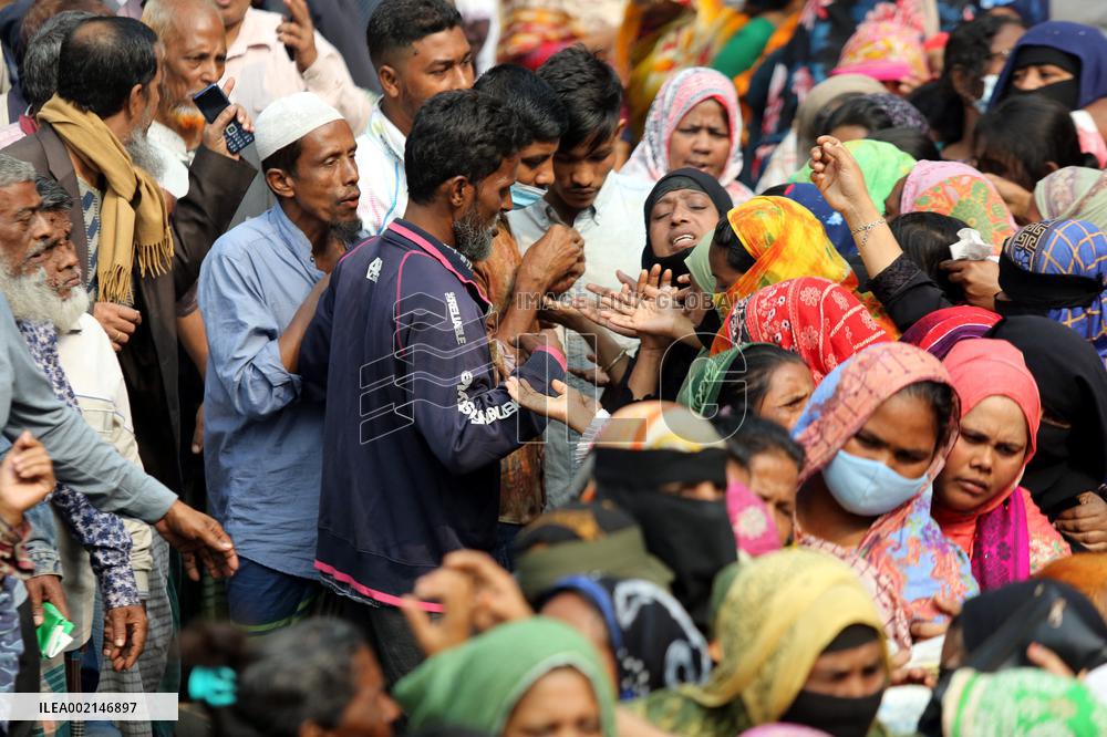 State-Owned Entity Sells Essential Products To The Needy - Dhaka