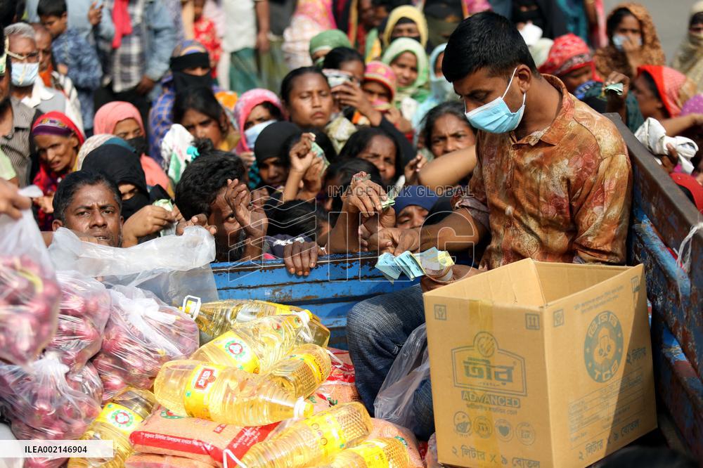 State-Owned Entity Sells Essential Products To The Needy - Dhaka