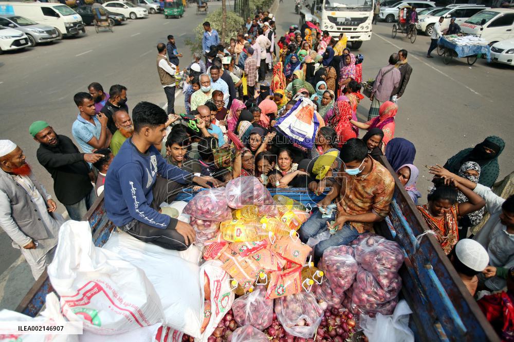 State-Owned Entity Sells Essential Products To The Needy - Dhaka