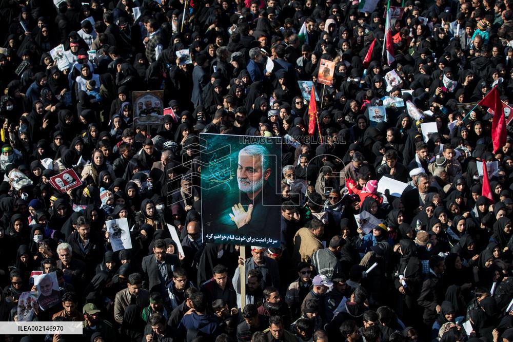Files - Qasem Soleimani Mourning Across Iran