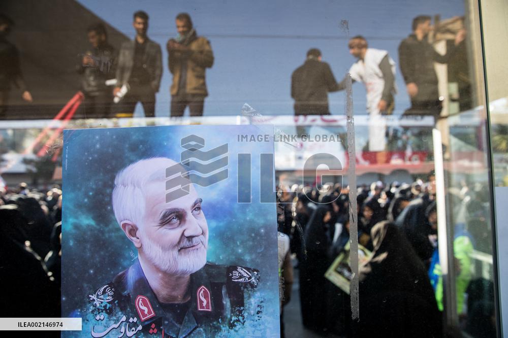 Files - Qasem Soleimani Mourning Across Iran