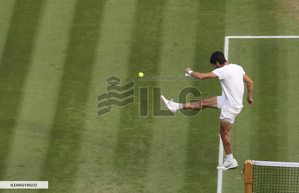 (SP)XINHUA-PICTURES OF THE YEAR 2023-SPORTS NEWS