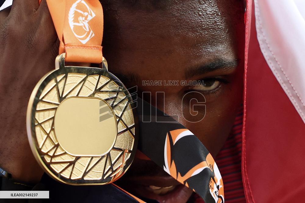 (SP)XINHUA-PICTURES OF THE YEAR 2023-SPORTS NEWS