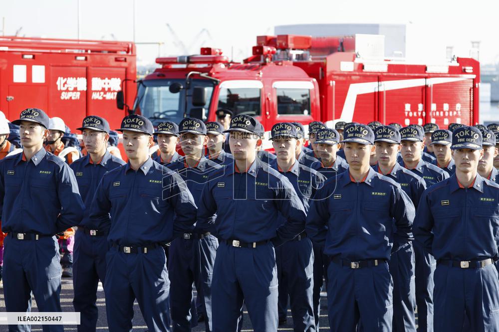 Firefighters' New Year event in Tokyo