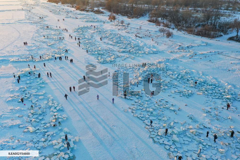 CHINA-HEILONGJIANG-HARBIN-ICE AMUSEMENT-TOURISM (CN)