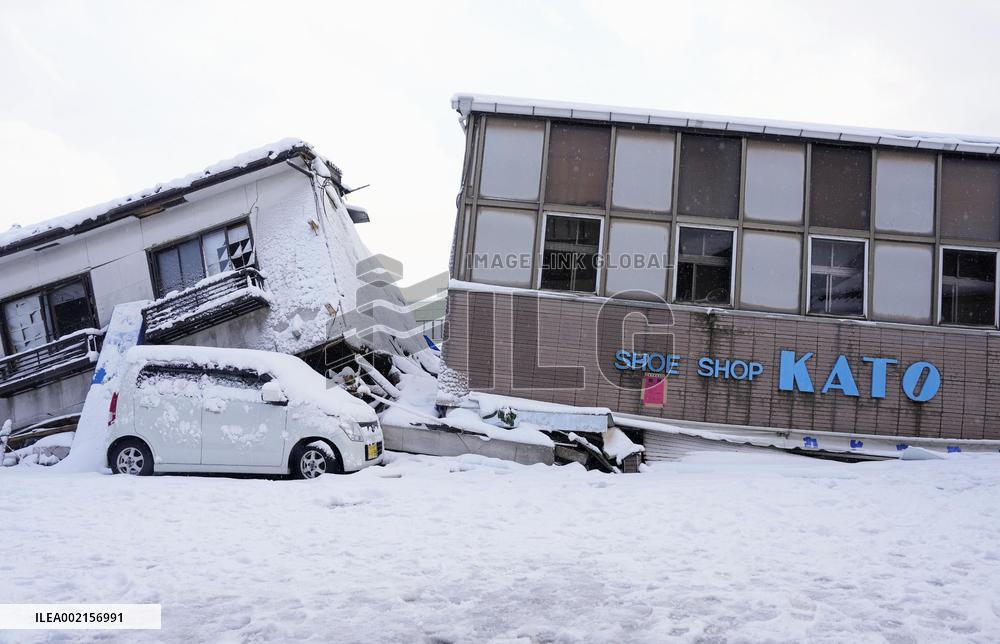 Aftermath of strong quake in central Japan