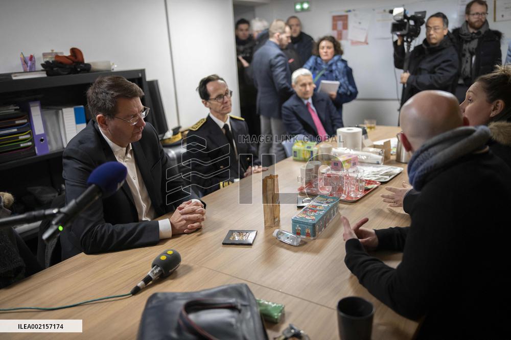 Patrice Vergriete Visits An Social Integration Centre - Paris