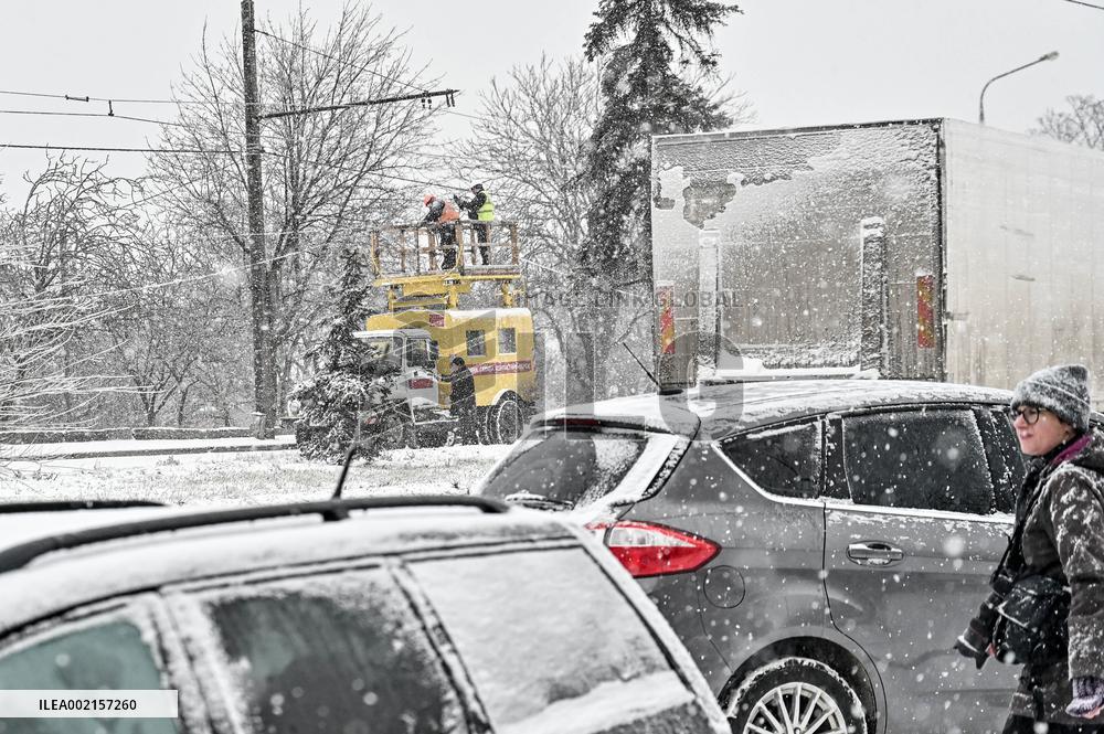 Russian troops launch another missile attack on Zaporizhzhia