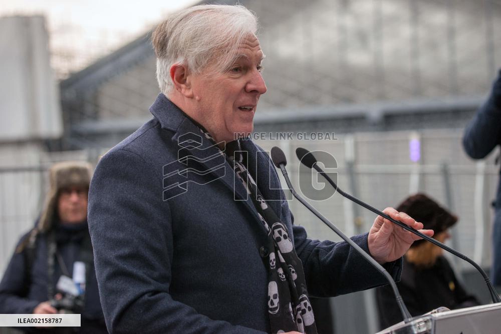 Inauguration Of Rue David Bowie - Paris