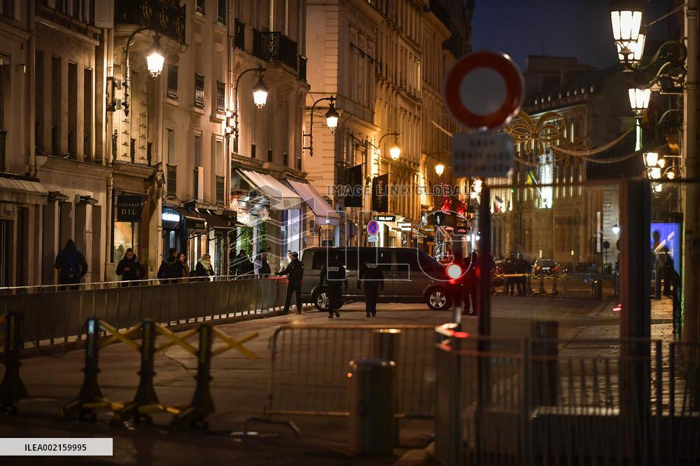Around Elysee Palace on reshuffle day - Paris
