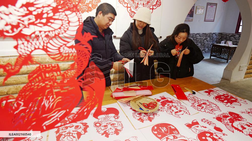 Zodiac Dragon Works in Enshi