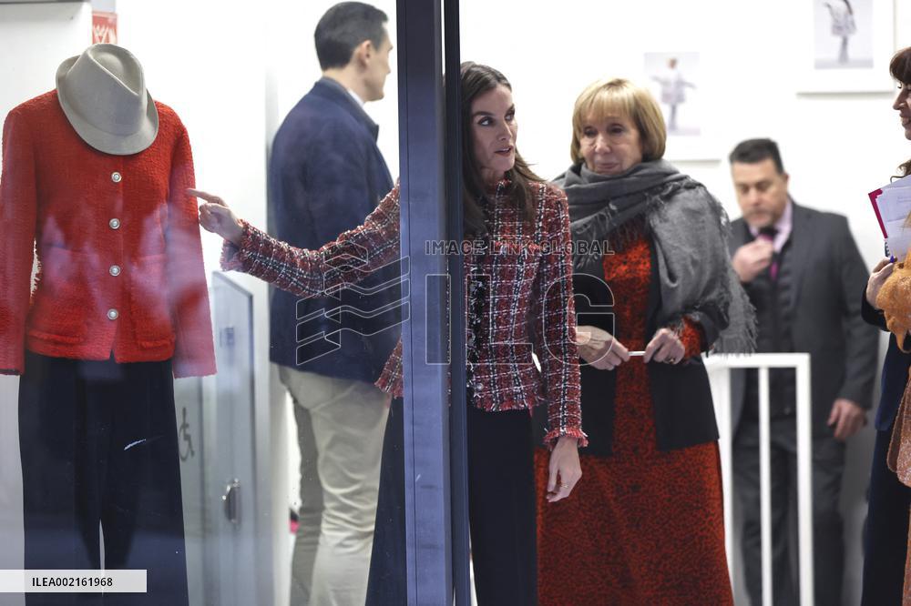 Queen Letizia Visits The APRAMP Headquarters - Madrid