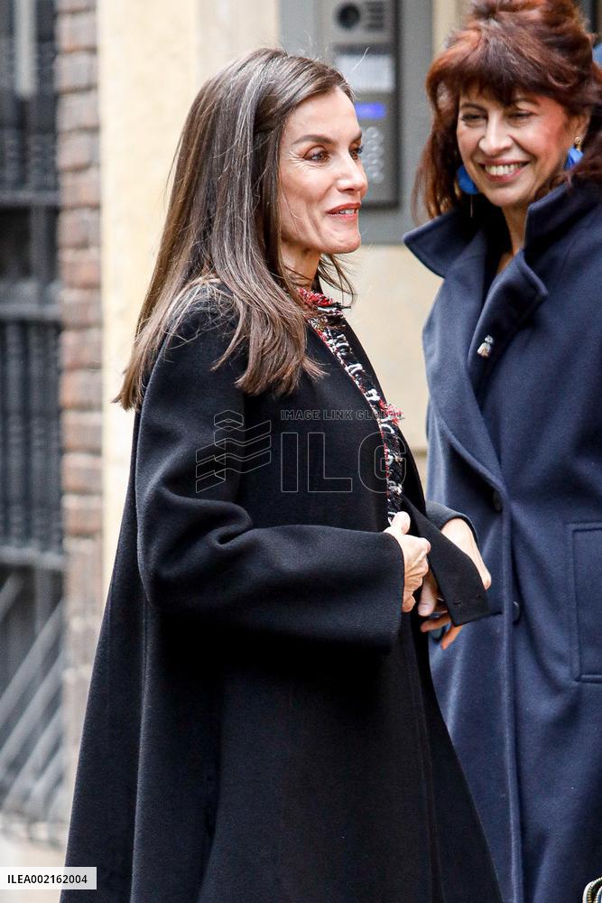 Queen Letizia Visits The APRAMP Headquarters - Madrid
