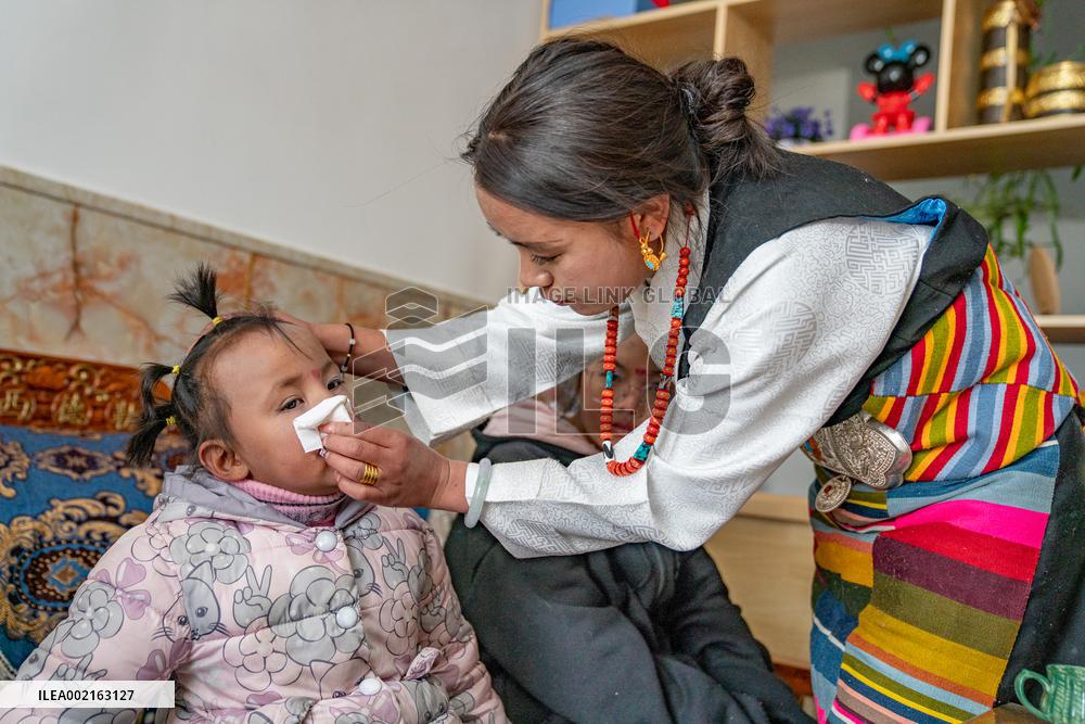 (InTibet) CHINA-XIZANG-XIGAZE-WELFARE HOUSE-CELEBRATIONS (CN)