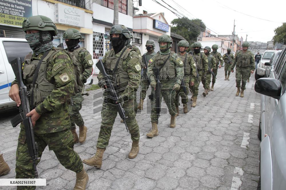 ECUADOR-QUITO-INTERNAL ARMED CONFLICT