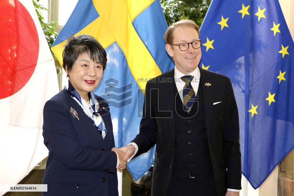 Japan, Sweden foreign ministers