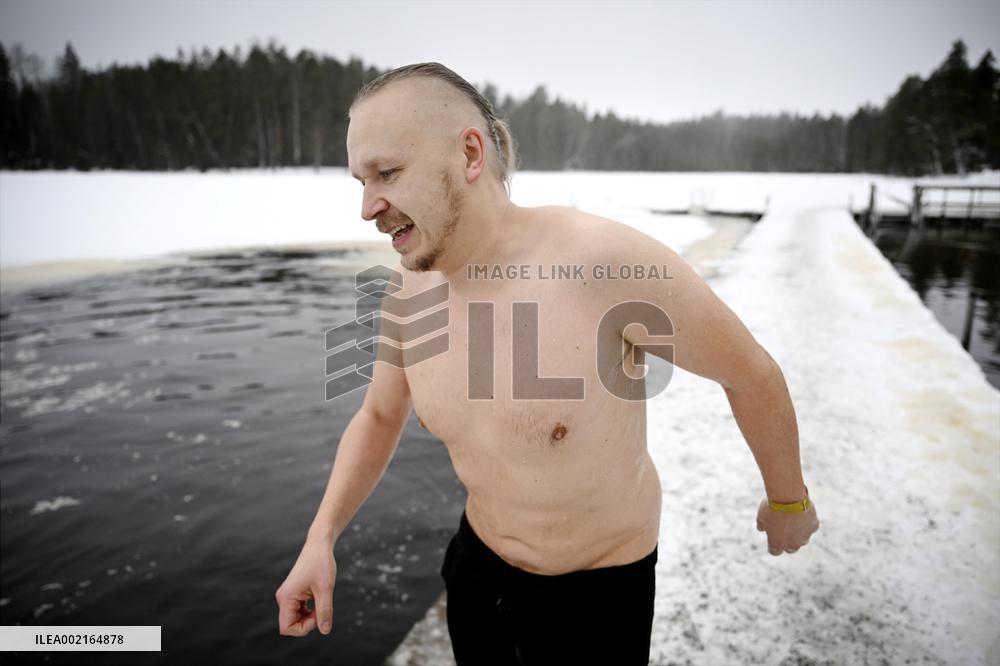 Ice swimming