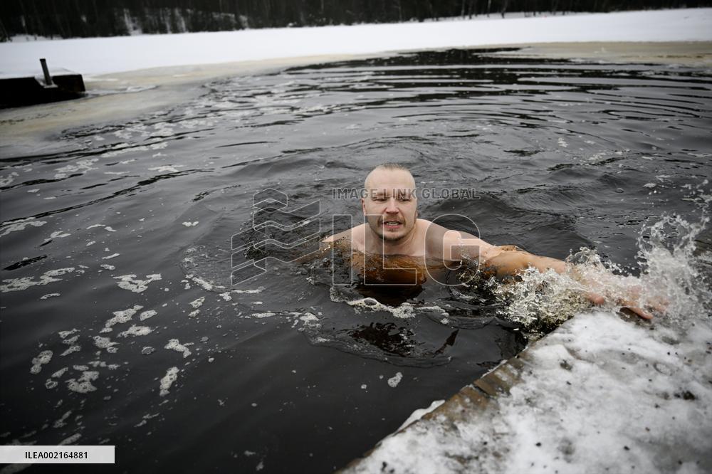 Ice swimming