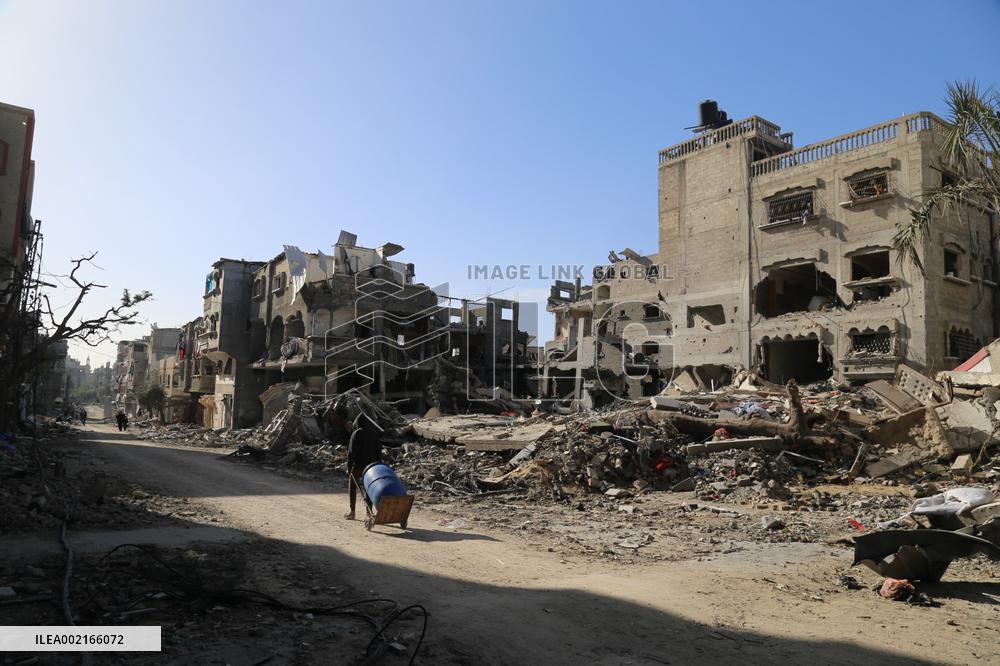 MIDEAST-GAZA-JABALIA REFUGEE CAMP-ISRAEL-ATTACKS-AFTERMATH