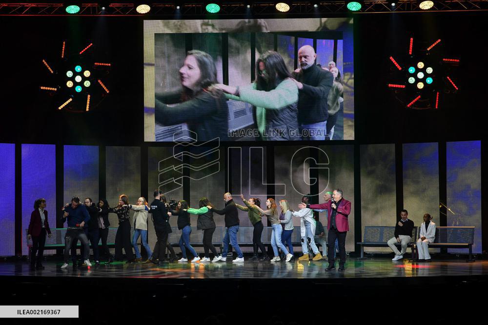 Messmer Performs At The Grand Rex - Paris