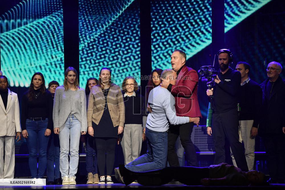 Messmer Performs At The Grand Rex - Paris