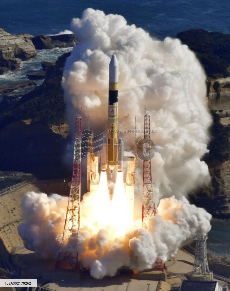 Japan launches intelligence satellite