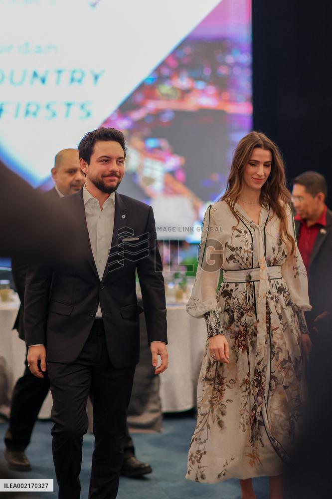 Jordans Crown Prince and Wife Attend a Business Forum - Singapore
