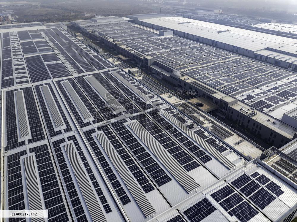 Plant Roof Photovoltaic Power Generation