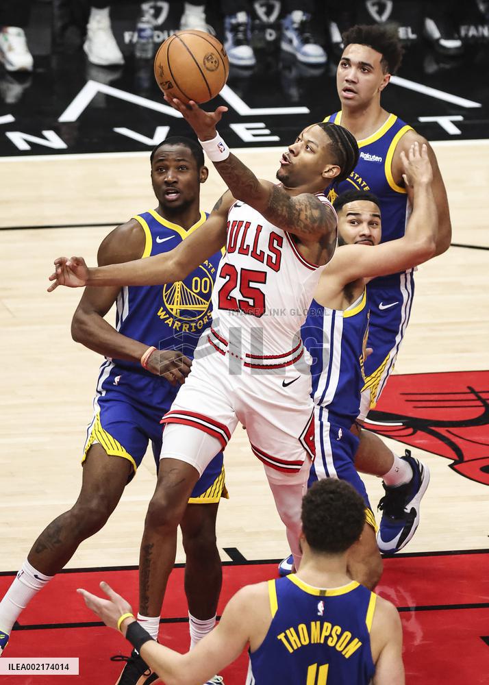 (SP)U.S.-CHICAGO-BASKETBALL-NBA-BULLS VS WARRIORS