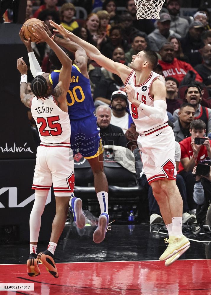 (SP)U.S.-CHICAGO-BASKETBALL-NBA-BULLS VS WARRIORS