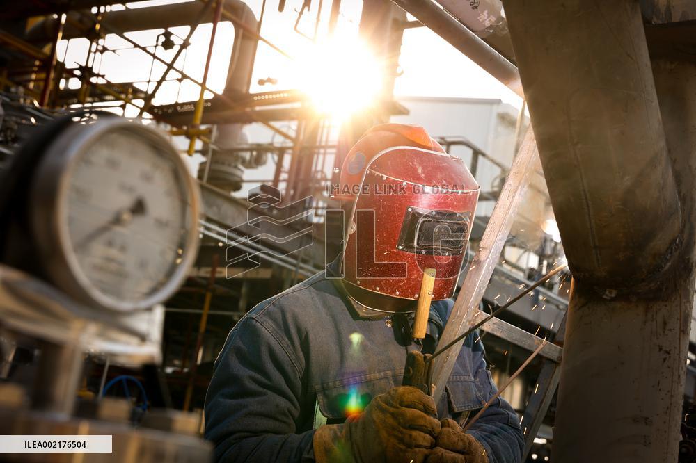 XINHUA PHOTOS OF THE DAY