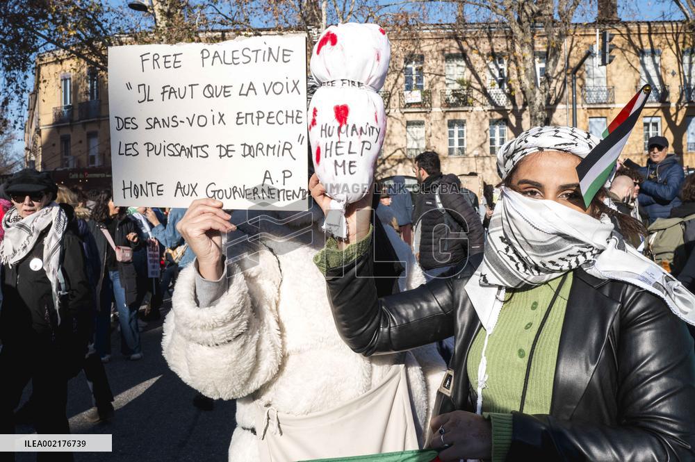 Demonstration In Support Of Gaza And All Palestine - Toulouse