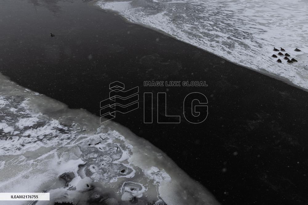 Iowa Caucuses - Weather Atmosphere