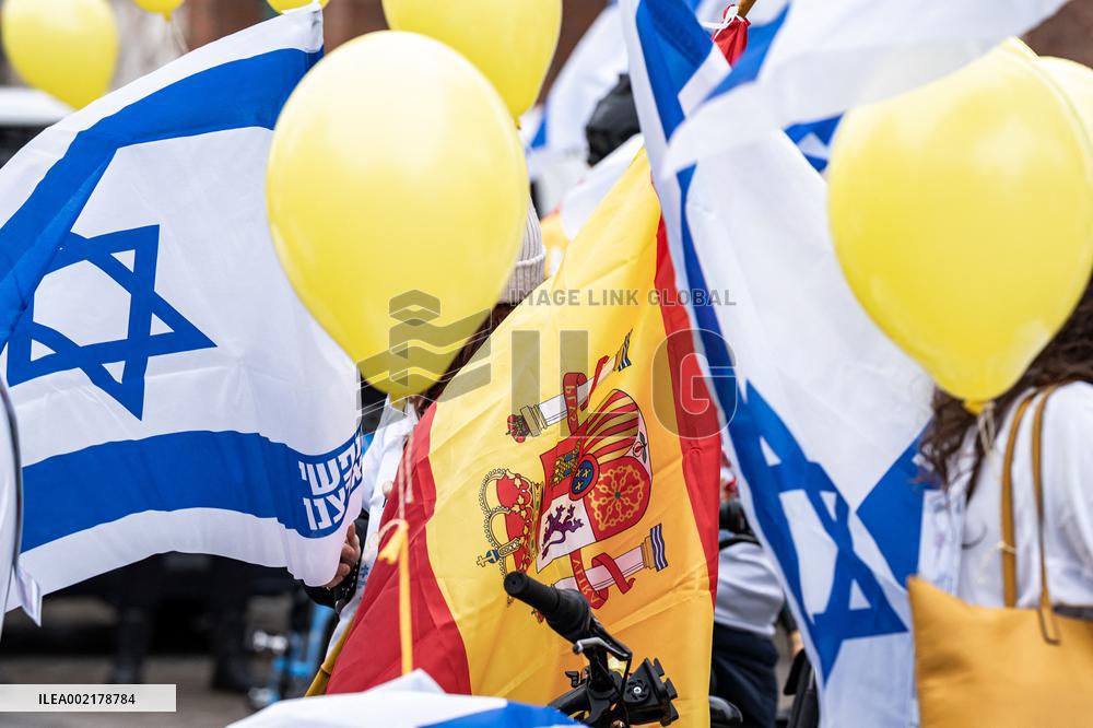 Bike Rally For The Release Of Hamas Hostages - Madrid