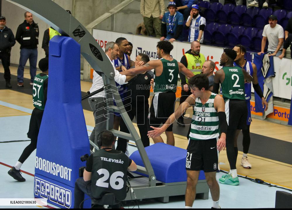 Portugal Basketball Cup - 2023/2024 - FC Porto vs SC Sportinga