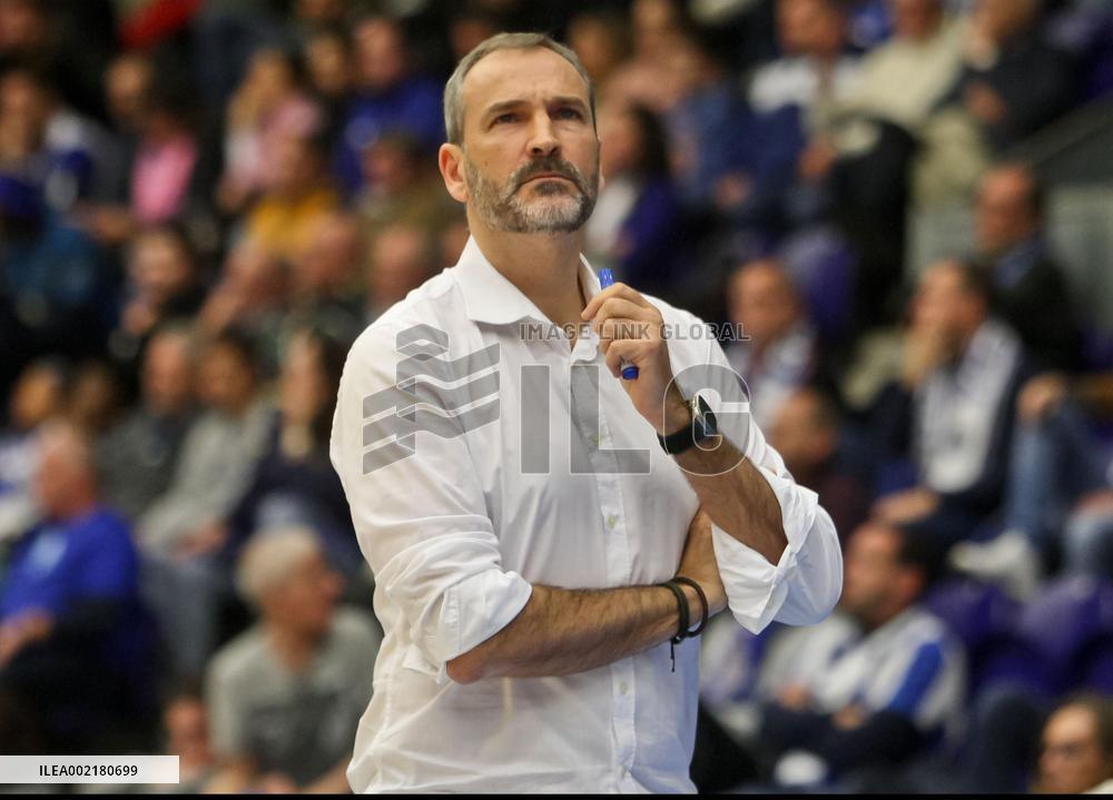 Portugal Basketball Cup - 2023/2024 - FC Porto vs SC Sportinga